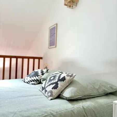 L'ecume Avec Balcon Proche Remblai 아파트