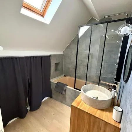 L'ecume Avec Balcon Proche Remblai Les Sables-dʼOlonne